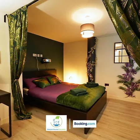 New Luxury Nyc Style Loft With Cinema Room By Green Haven Escapes In Bradford Bradford  Buitenkant foto