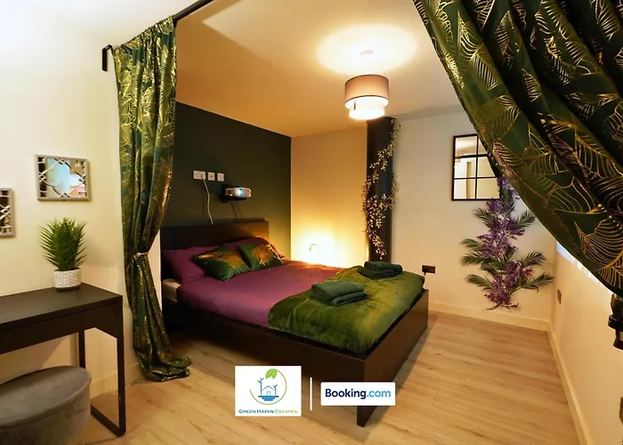 New Luxury Nyc Style Loft With Cinema Room By Green Haven Escapes In Bradford