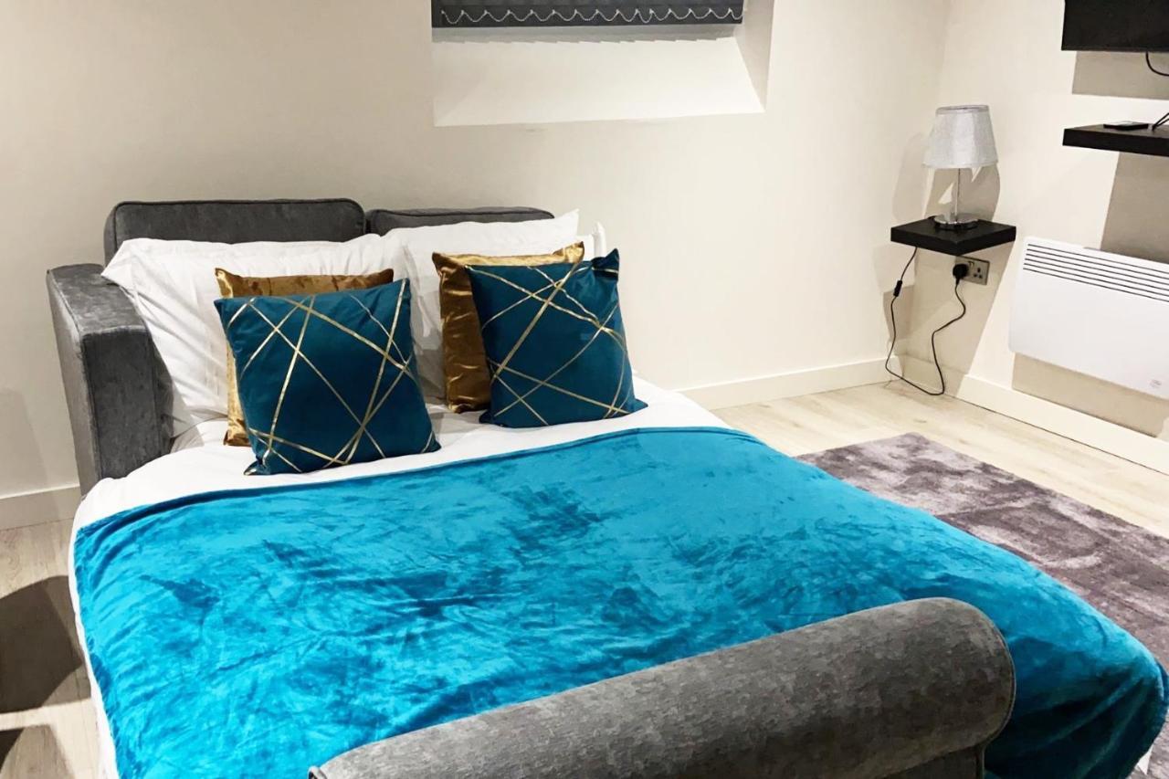 New Luxury Nyc Style Loft With Cinema By Haven Escapes In Bradford Appartement