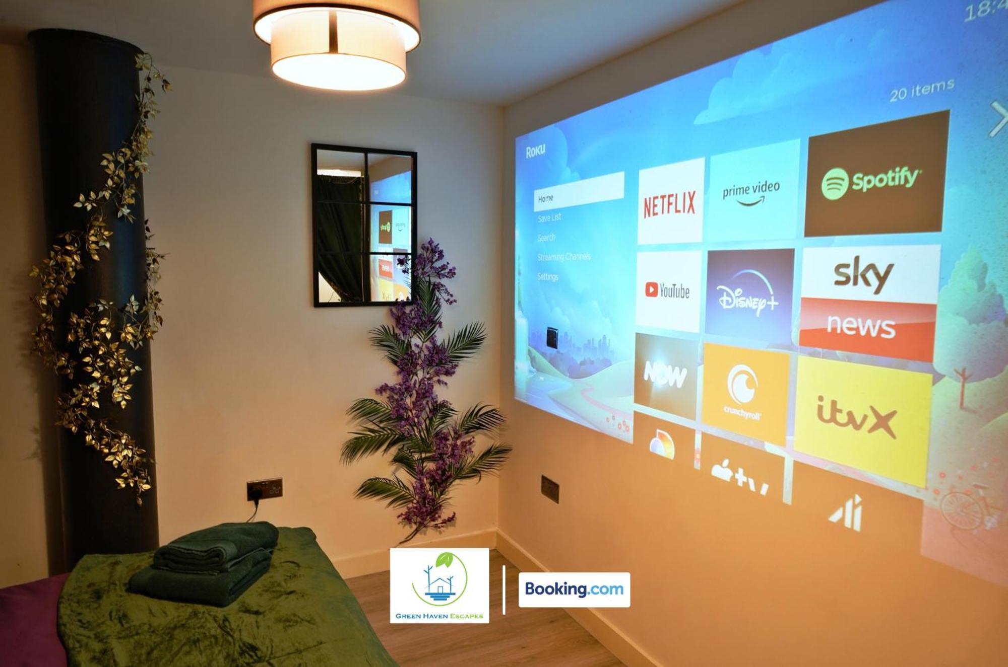 New Luxury Nyc Style Loft With Cinema By Haven Escapes In Bradford Appartement