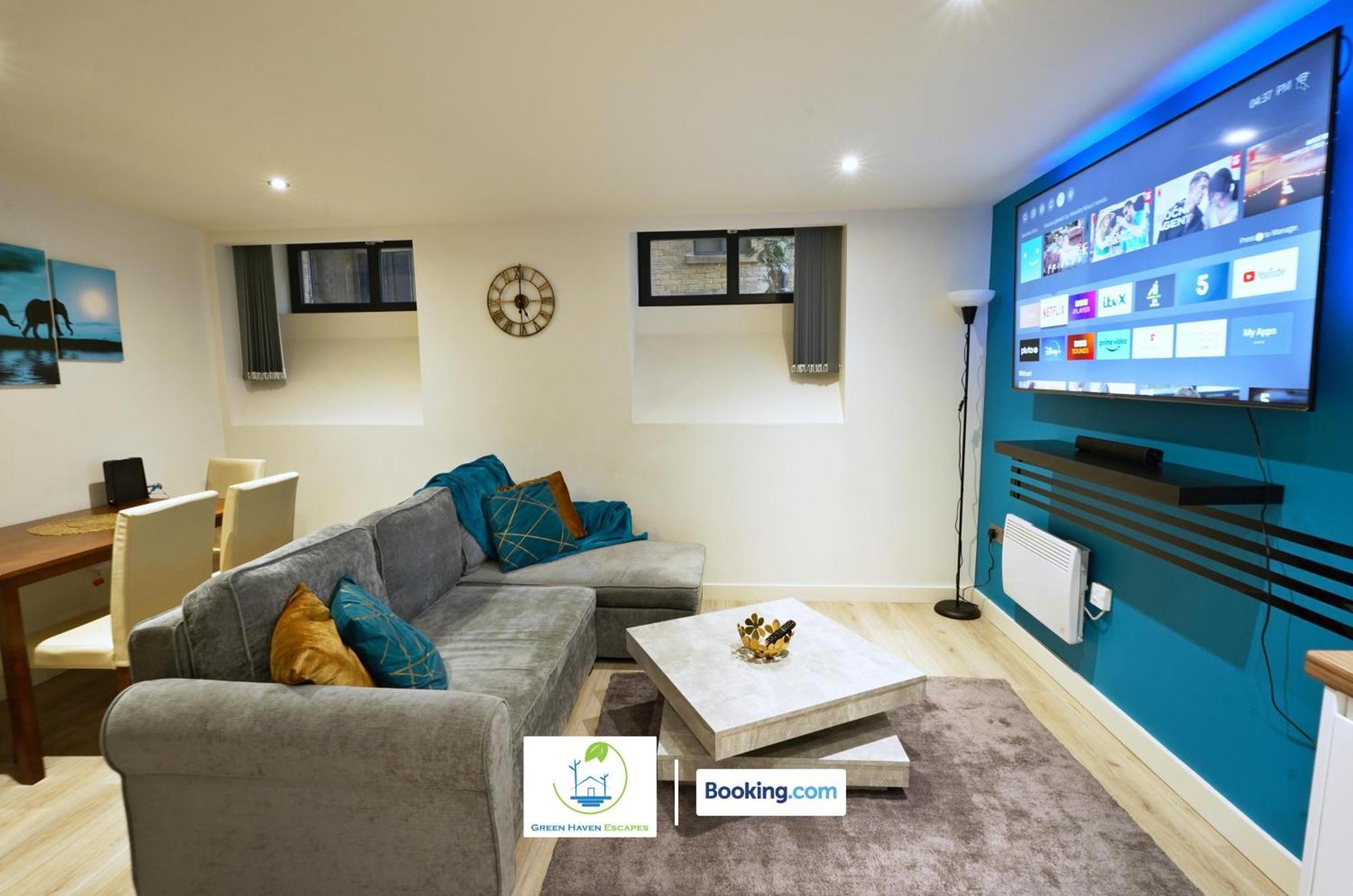 New Luxury Nyc Style Loft With Cinema By Haven Escapes In Bradford * Bradford (West Yorkshire)